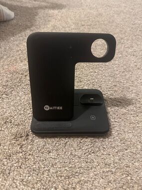 WAITEE Black 3-in-1 Wireless Charging Stand